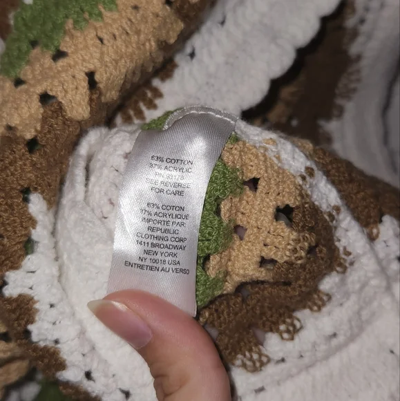 Truth by Republic Green Brown White Chevron Cropped Crochet Sweater - Picture 7 of 10